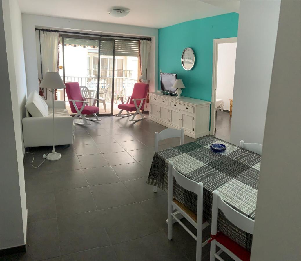 Apartamento Idílico En Primera Linea De Playa Torredembarra Exterior foto